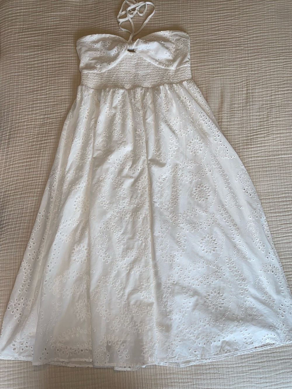 Altard State NWT White Eyelet Halter Midi Dress Smocked Bodice Size L